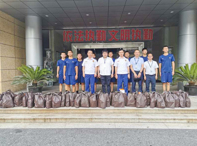 20200805慰問新北消防.jpg